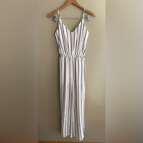 One Clothing: White Jumpsuit Romper with Black and Maroon Pattern Stripes - Picture 17 of 17